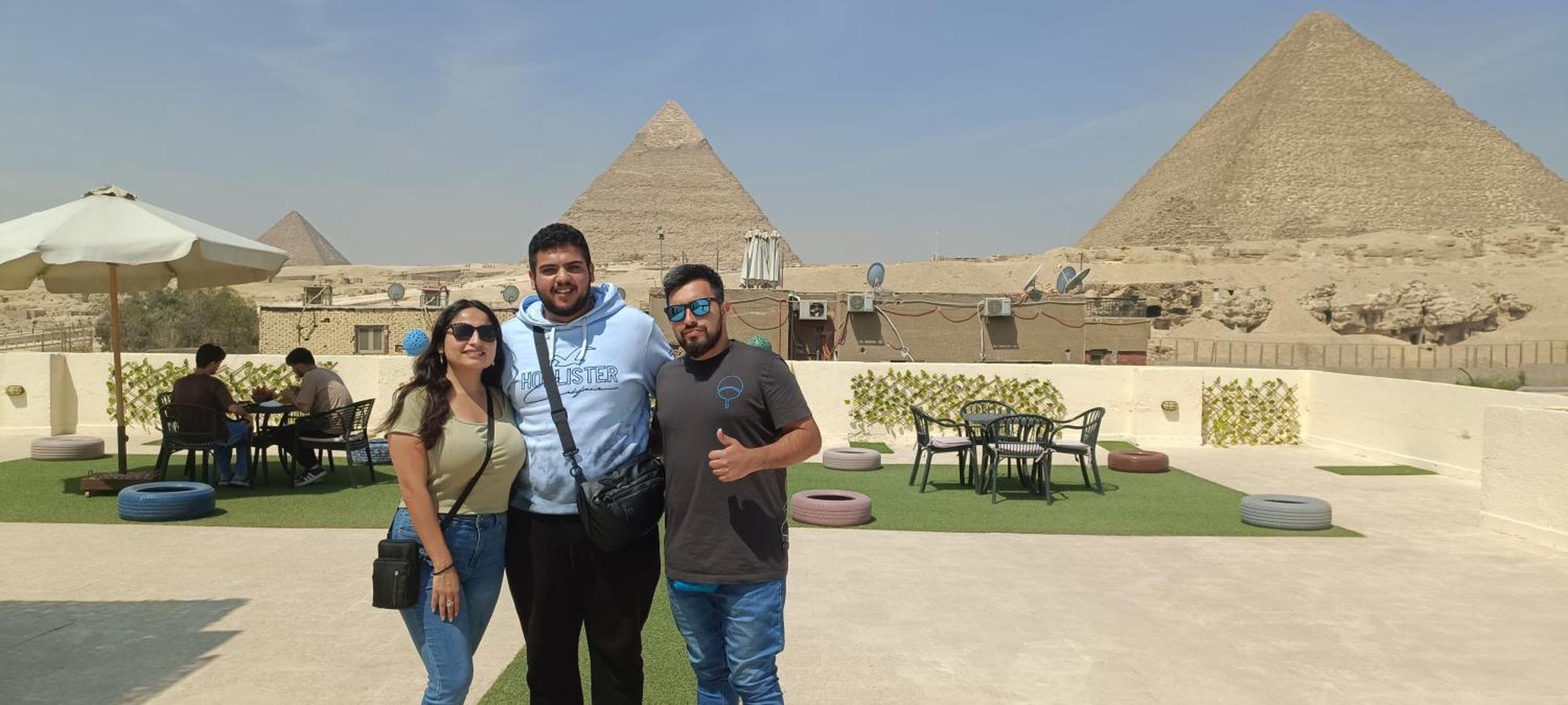 Solima Pyramids Inn Kafret el-Gabal Exteriör bild